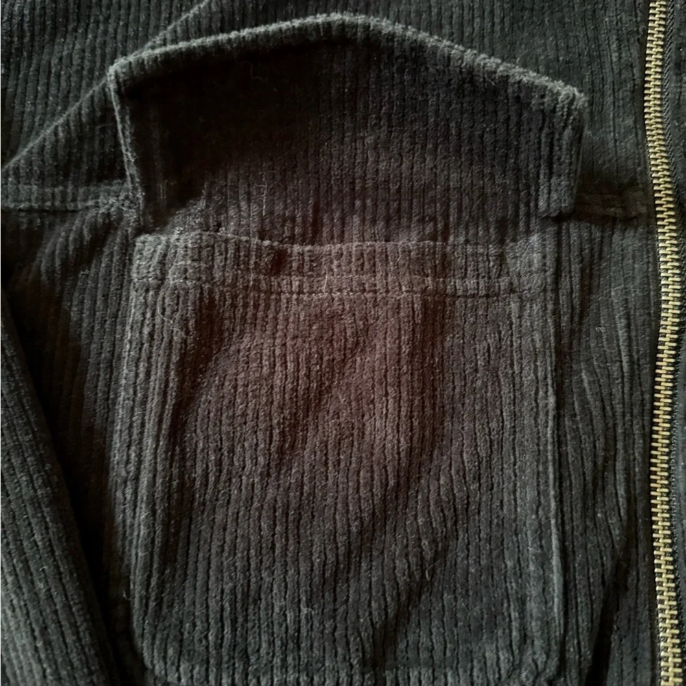 Aerie - Cropped Corduroy Black Zip-up Jacket - Picture 3 of 5
